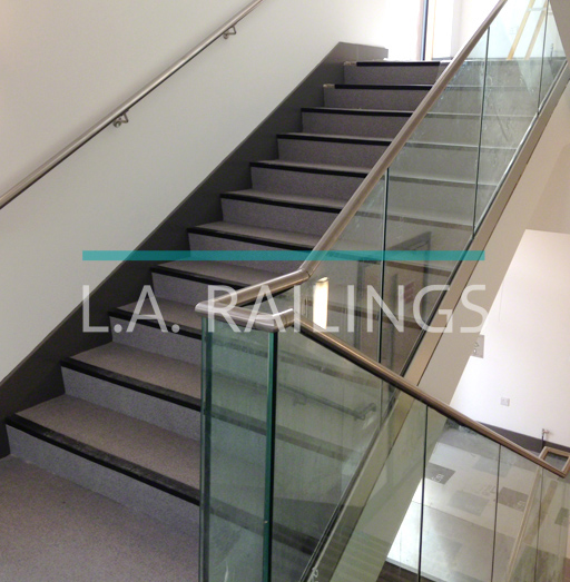 Miracle Mile - Commercial - A U-Channel installation by LA Railings